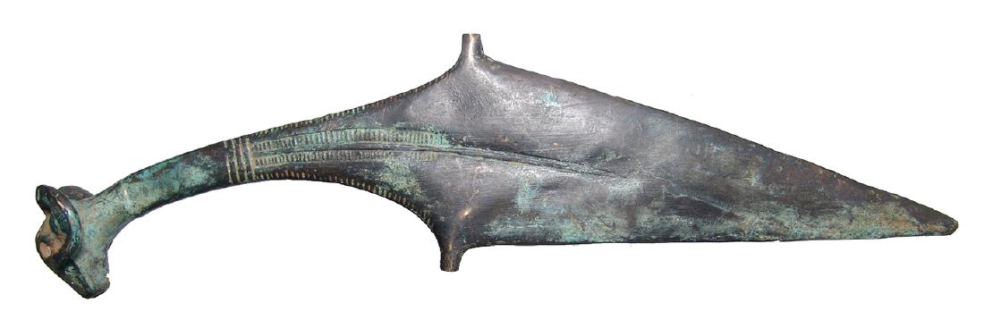 Shang Dynasty-style ram's head dagger, Mid-20th Century (1 of 4)