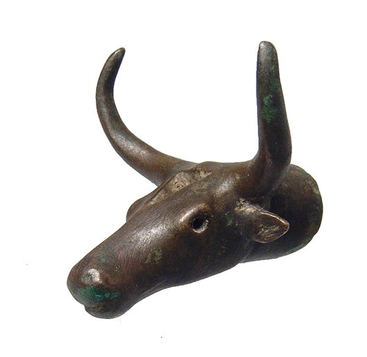 A fantastic Mesopotamian bronze bull’s head finial (1 of 5)