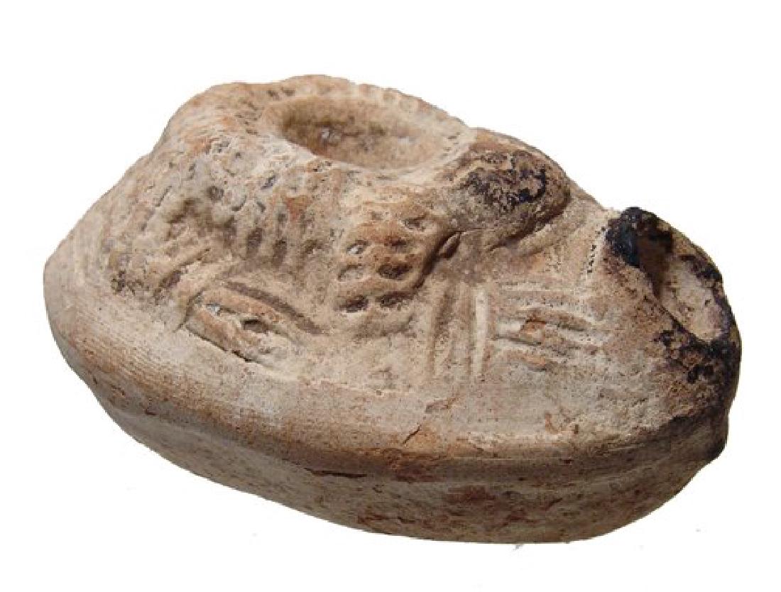 A nice ceramic 'Frog Lamp', Roman Egypt (1 of 4)