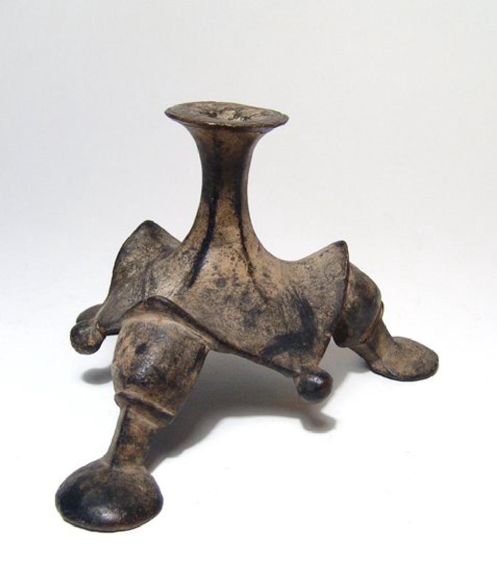 A Seljuk bronze candelabra or pedestal base (1 of 2)