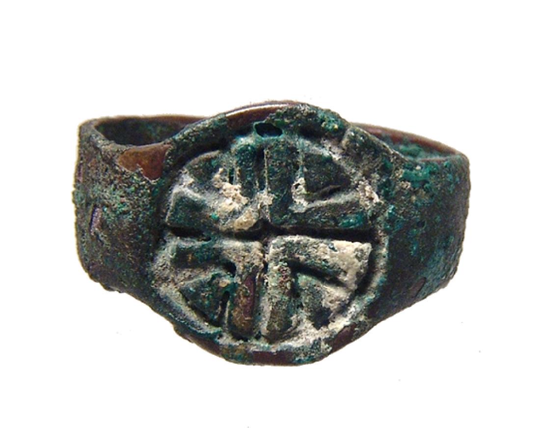 A Roman bronze ring with a cross (1 of 2)