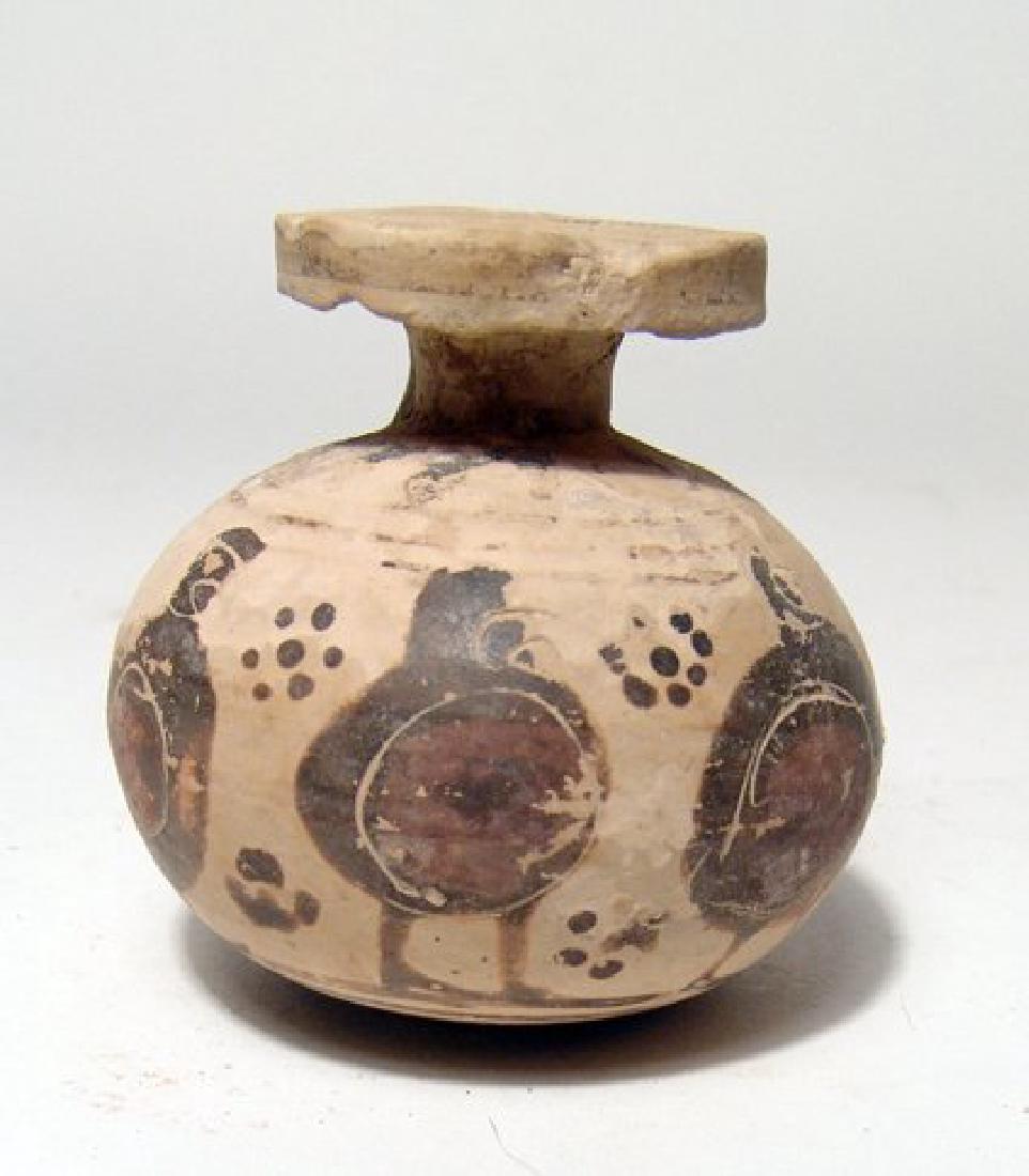A Corinthian aryballos with stylized warriors (1 of 3)
