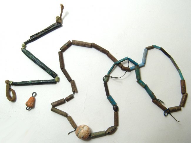Assortment of ancient Egyptian and Roman beads (1 of 3)