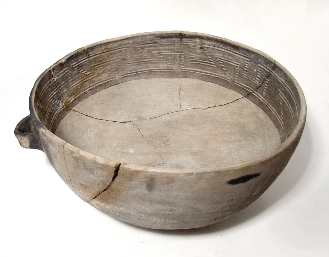 A large Anasazi black on white scoop (1 of 8)