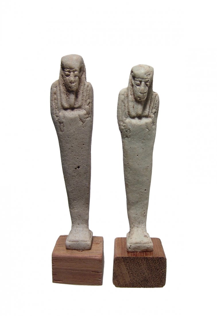 A pair of Egyptian faience ushabtis (1 of 2)