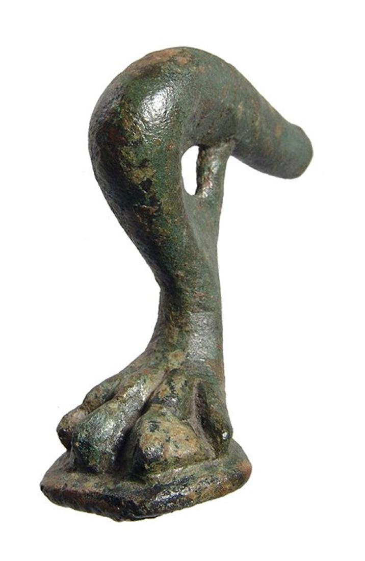 Hellenistic/Roman bronze lion's paw candelabrum foot (1 of 4)