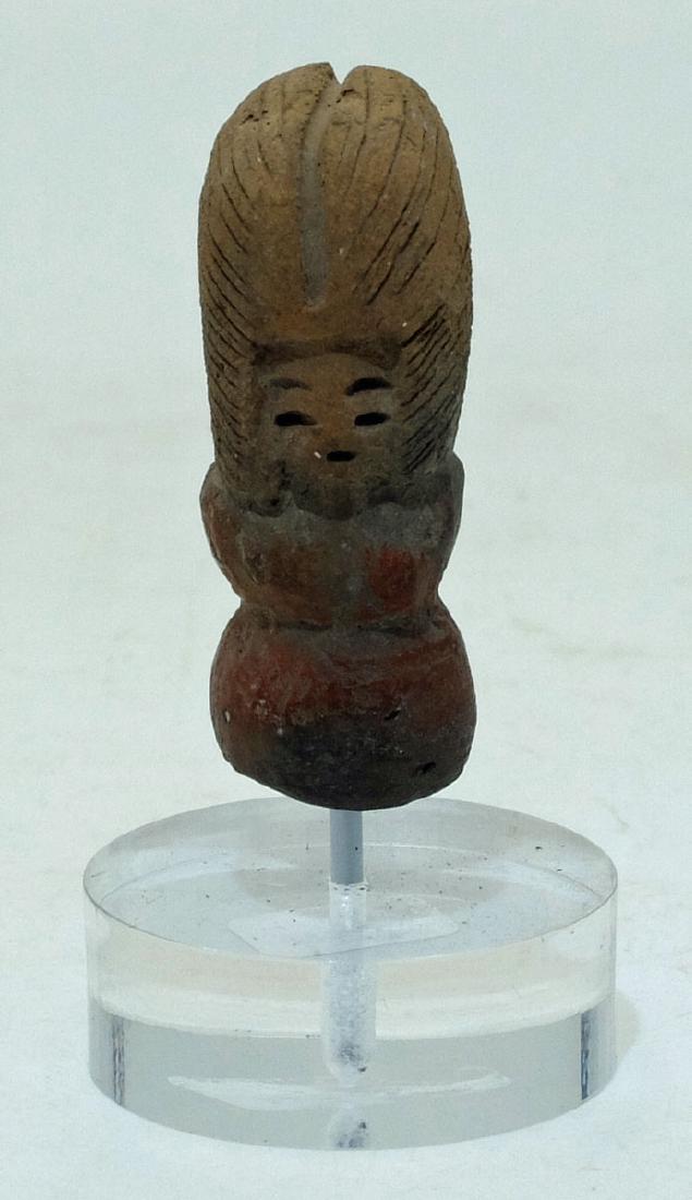 An excellent Valdivia 'Venus' figure from Ecuador (1 of 3)