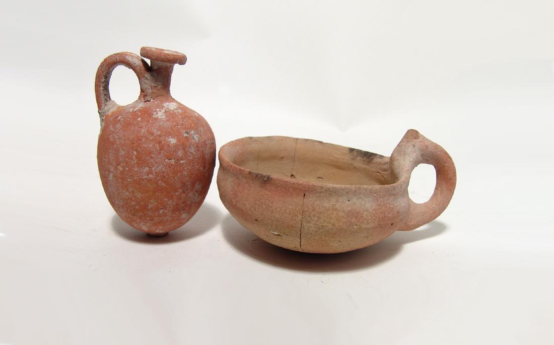 Pair of Bronze Age ceramic vessel from the Holy Land (1 of 3)