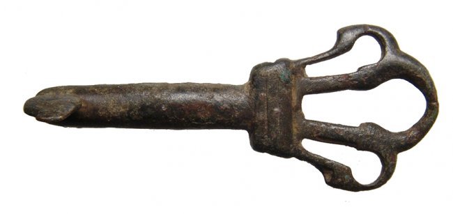 A Medieval bronze barrel key (1 of 3)