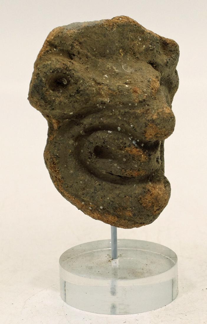 A large Taino head fragment from Hispaniola (1 of 2)