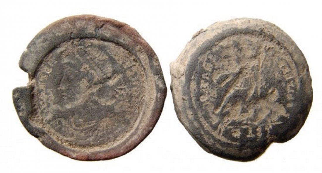 Pair of Roman terracotta counterfeiter/forger's moulds (1 of 2)