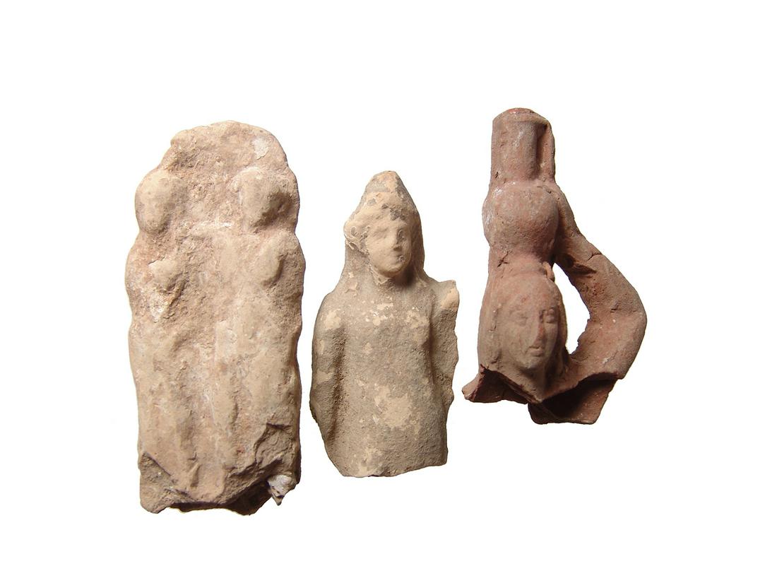 A group of 3 Greek terracotta objects (1 of 2)