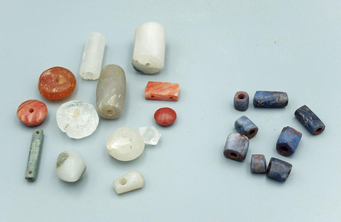 A nice collection of Pre-Columbian stone beads (1 of 1)