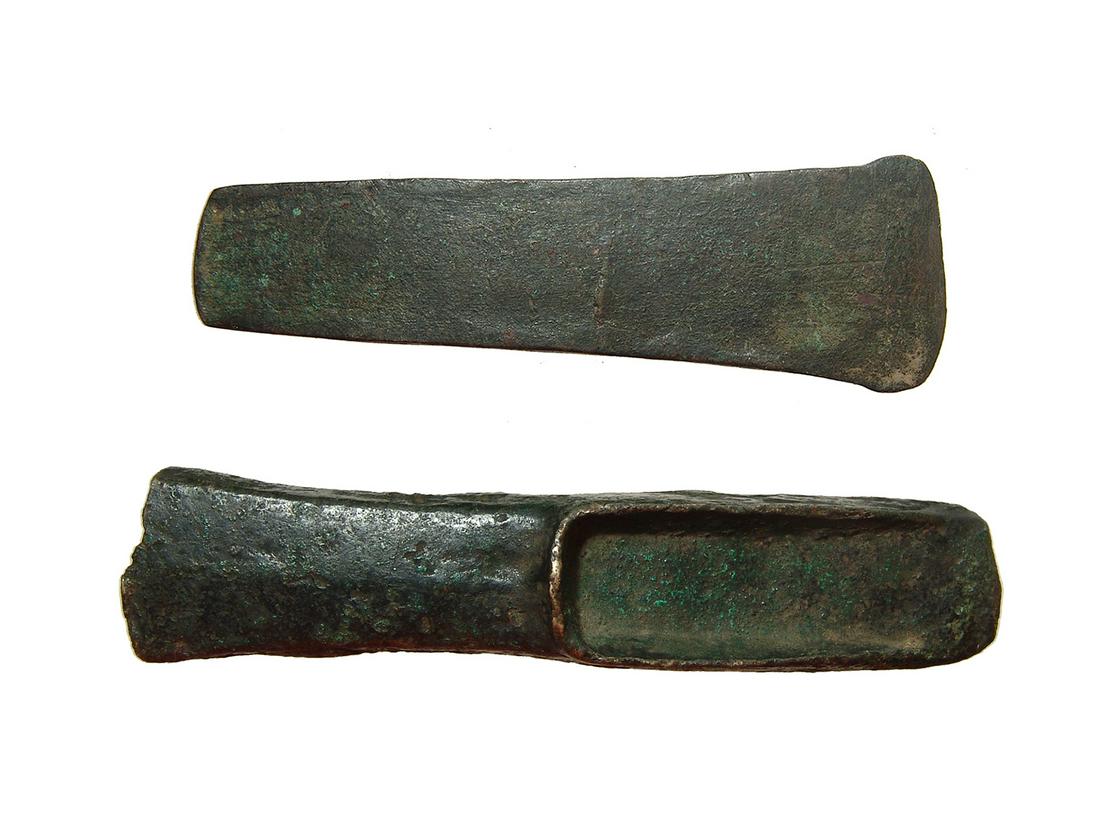 A pair of nice Bronze Age axes (1 of 4)