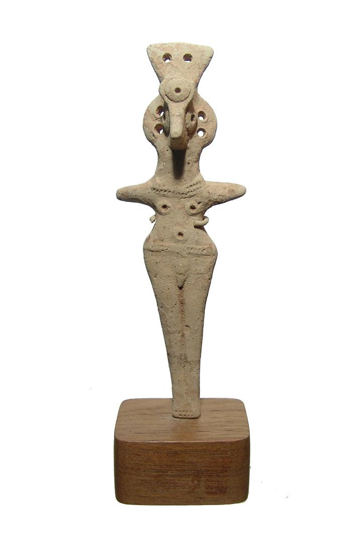 Attractive Near Eastern terracotta figure of Astarte (1 of 5)