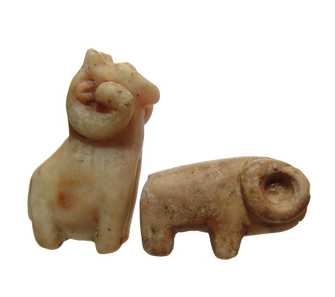 A pair of Inca stone rams, Proto-Historic (1 of 5)