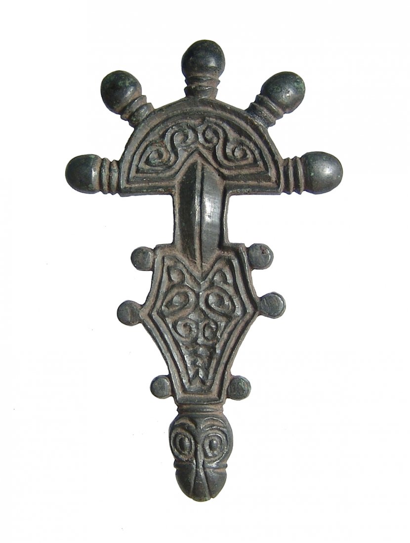 A choice Merovingian bronze brooch (1 of 2)