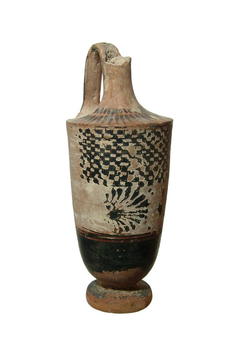 A Greek black-figure lekythos with palmettes (1 of 4)