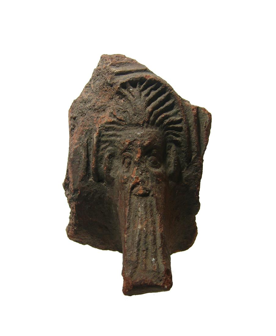 Greek terracotta pot-support with mask of Papposilenos (1 of 4)