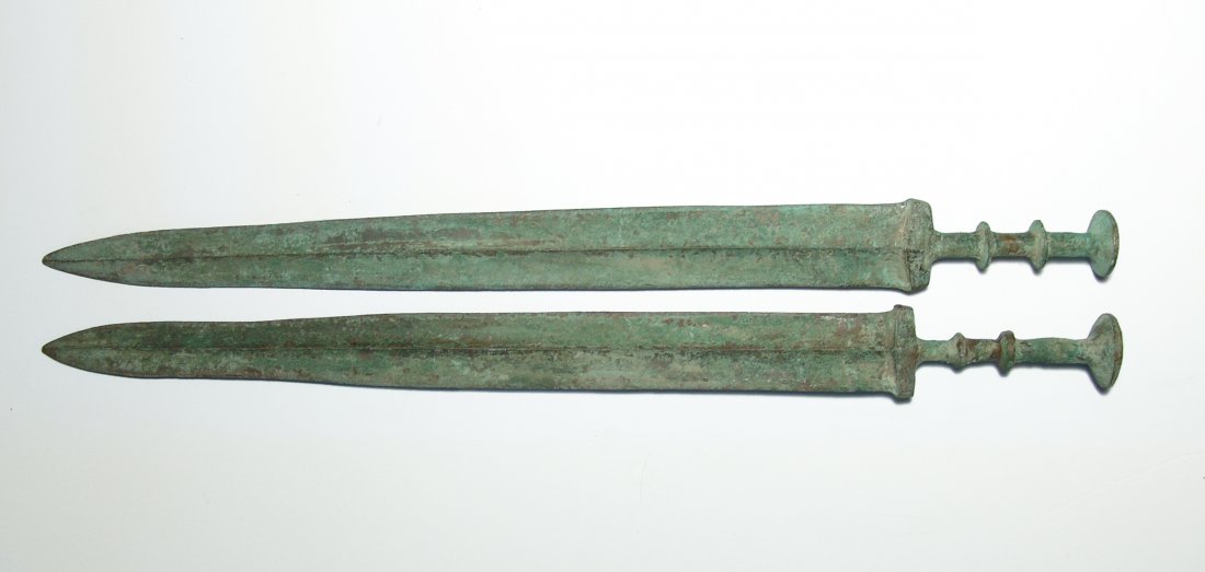 A wonderful pair of replica Chinese bronze swords (1 of 2)