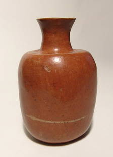 A nice Chinesco Type B bottle vase: A nice Chinesco Type B bottle vase, Mexico, c. 100 BC - AD 200, a more unusual shape, the body rather ovoid in shape with indented base, short neck and flared mouth. The exterior is decorated with a