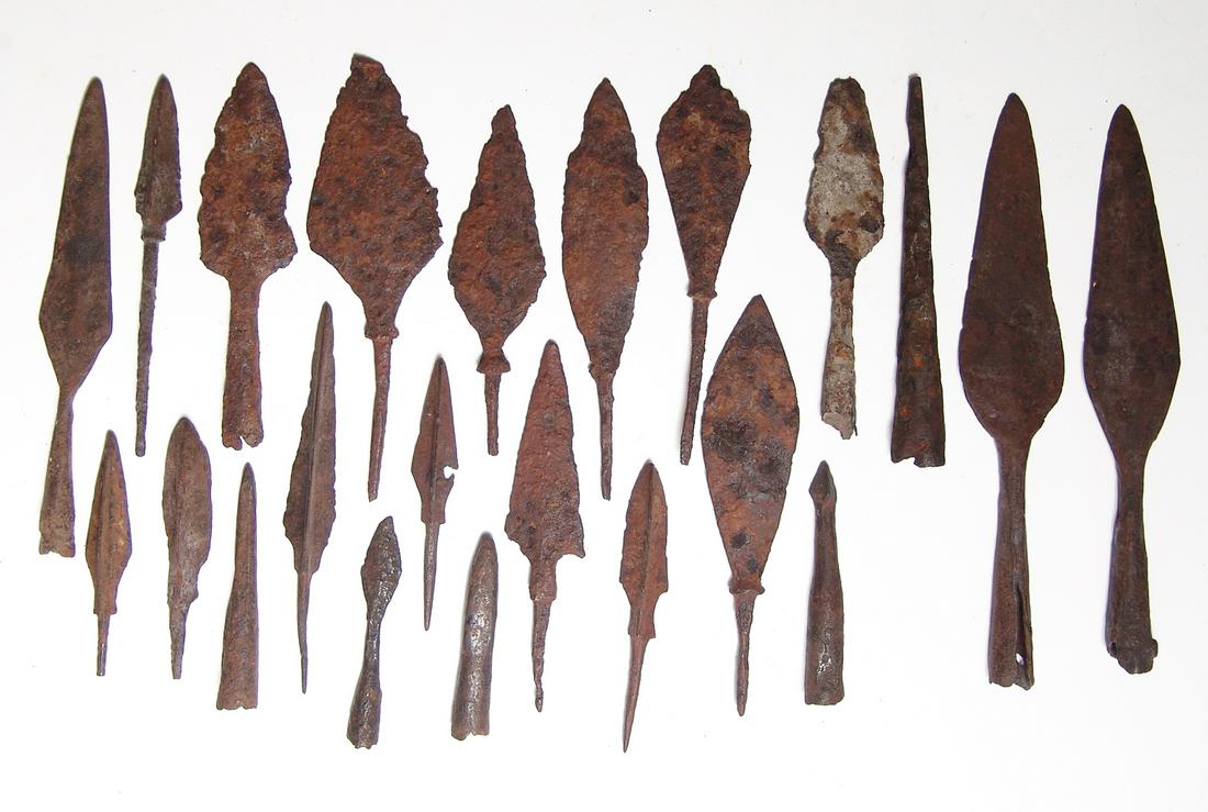 21 Chinese iron weapons points, Liao to Qing Dynasty (1 of 1)