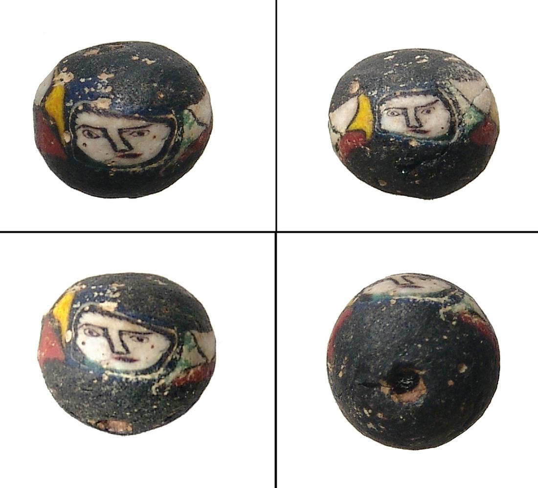 A lovely Roman mosaic glass face bead (1 of 1)