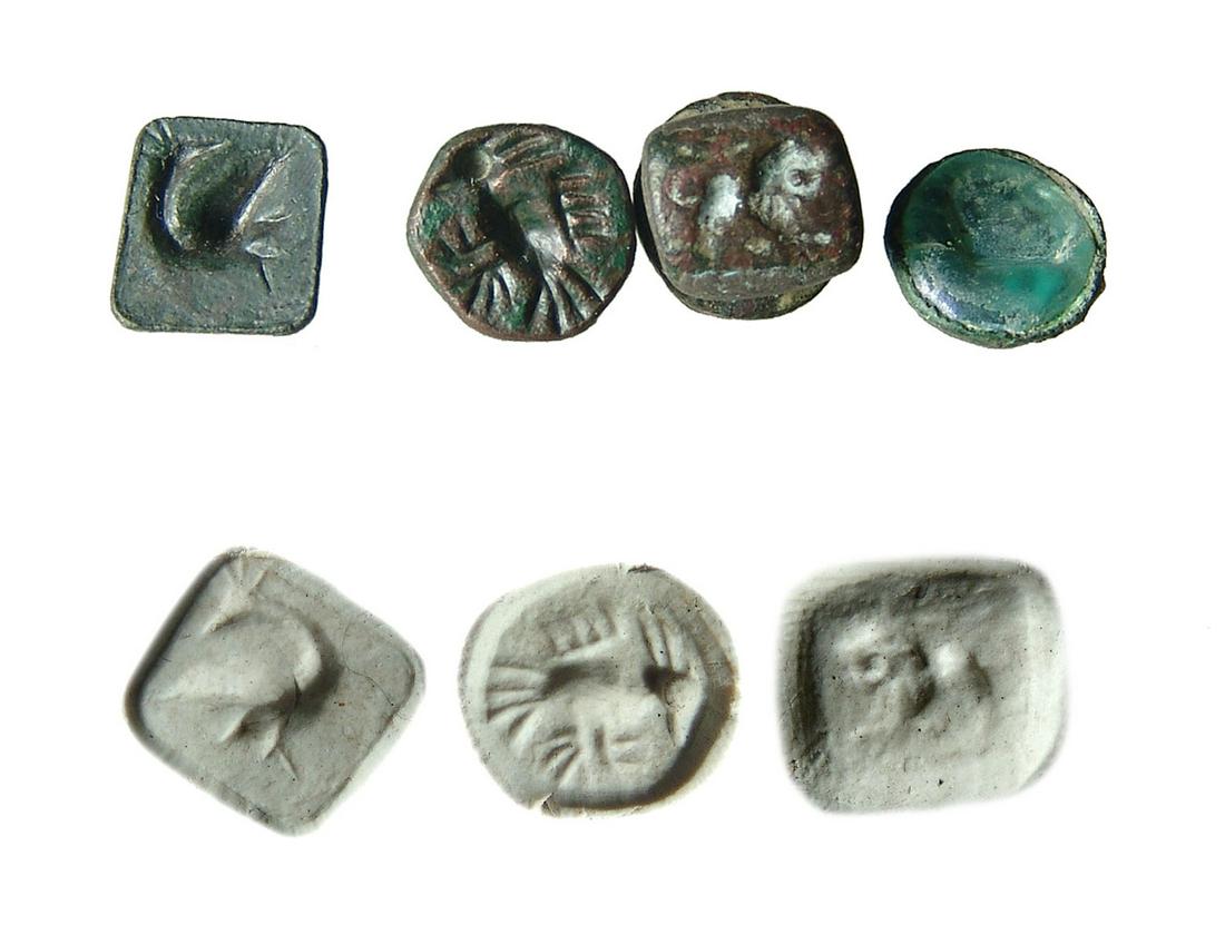 A lot of 4 bronze stamp seals (1 of 2)