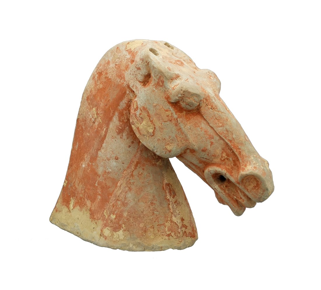 A beautiful ceramic Han Dynasty horse head (1 of 5)