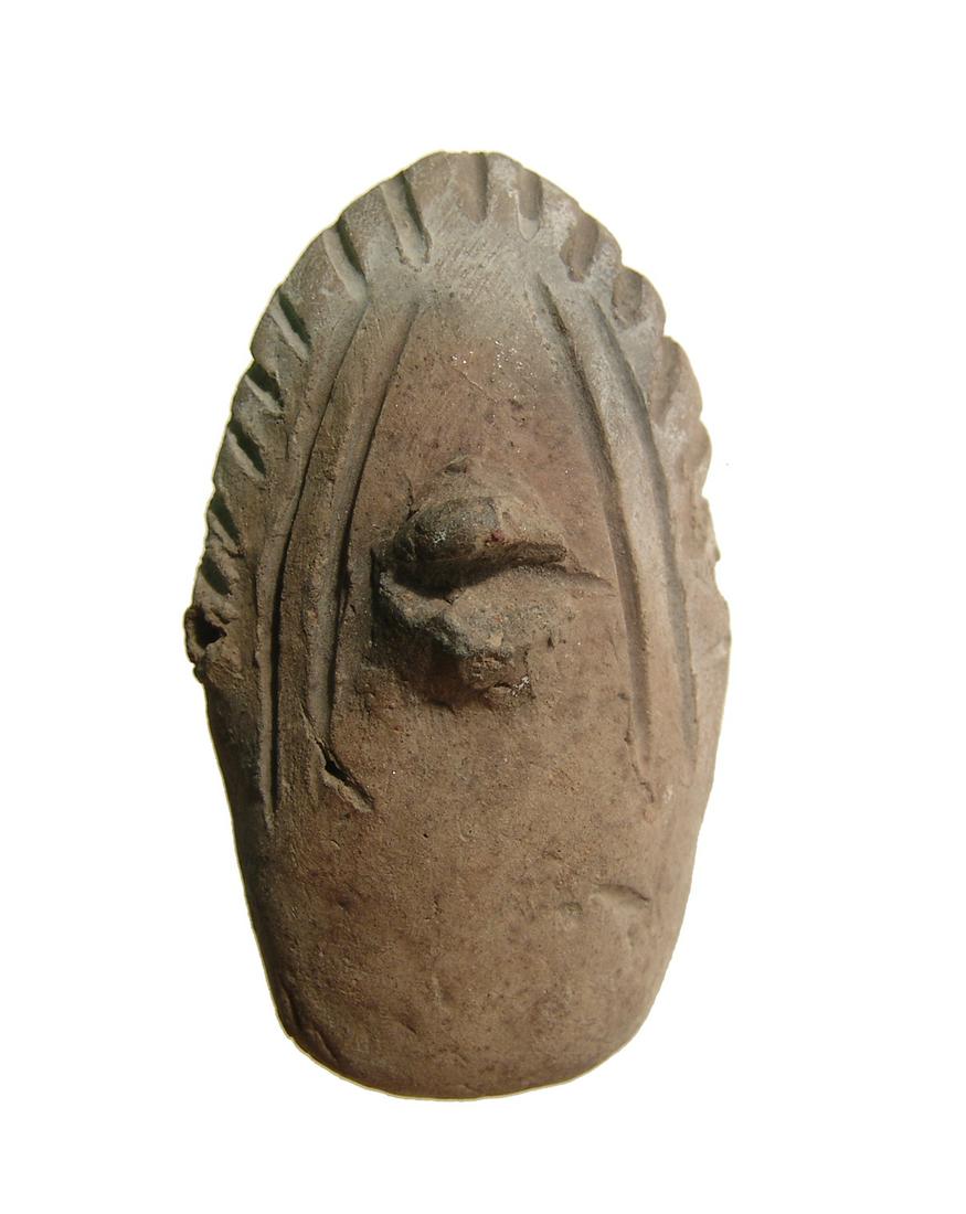 An African terracotta head, possibly Nok culture (1 of 4)