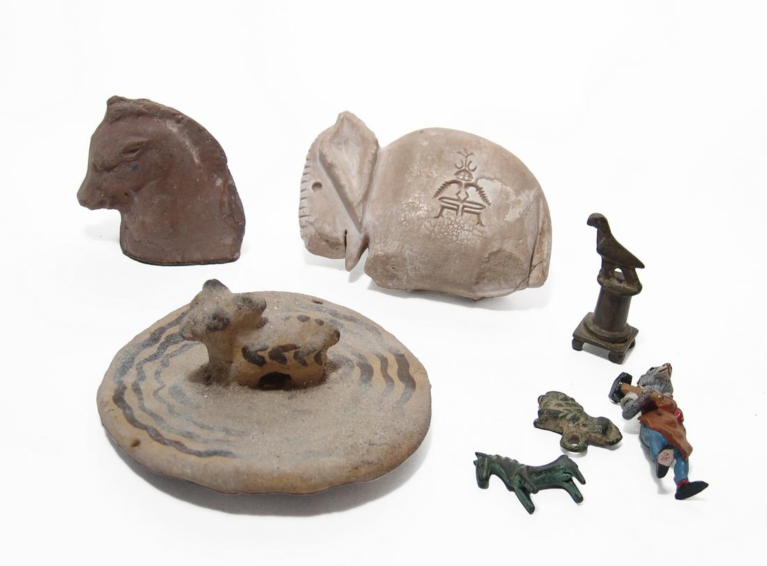 A mixed collection of 7 animal figurines (1 of 3)