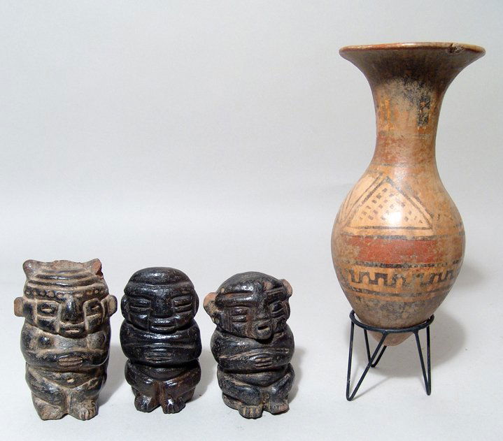 Lot of 4 Pre-Columbian pottery items: A lot of 4 Pre-Columbian pottery items. The first is a polychrome amphora, Colombia, Narino, c. AD 100 - 500, the vessel nicely decorated with geometric banding. H: 7 1/2" (19 cm). The other three pie