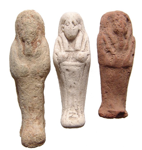 Lot of 3 Egyptian ushabtis, Late Period: Lot of 3 Egyptian ushabtis, Late Period, c. 664 - 332 BC, two in faience and the last in terracotta. They are in various style and make a good trio. Largest 2 ¼ in (5.7 cm). Ex Orange County private 