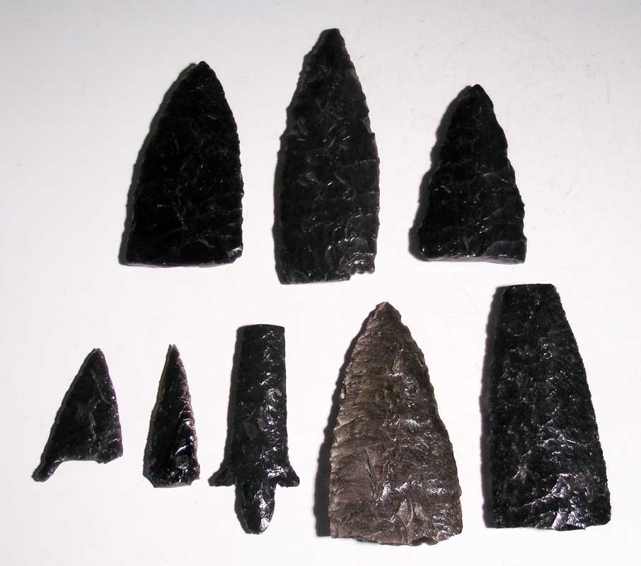 8 obsidian blades and points from Teotihuacan (1 of 1)