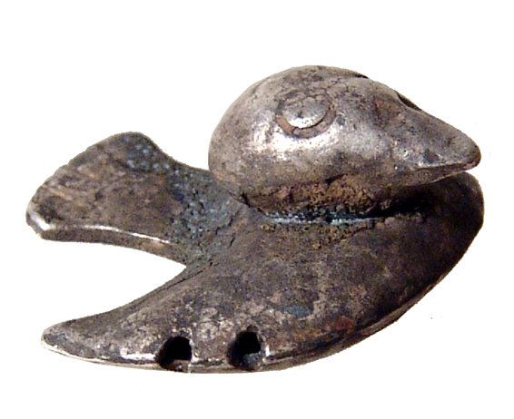 An attractive Inca silver bird (1 of 4)