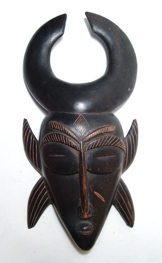 Ligbe wood face mask, Ivory Coast (1 of 4)
