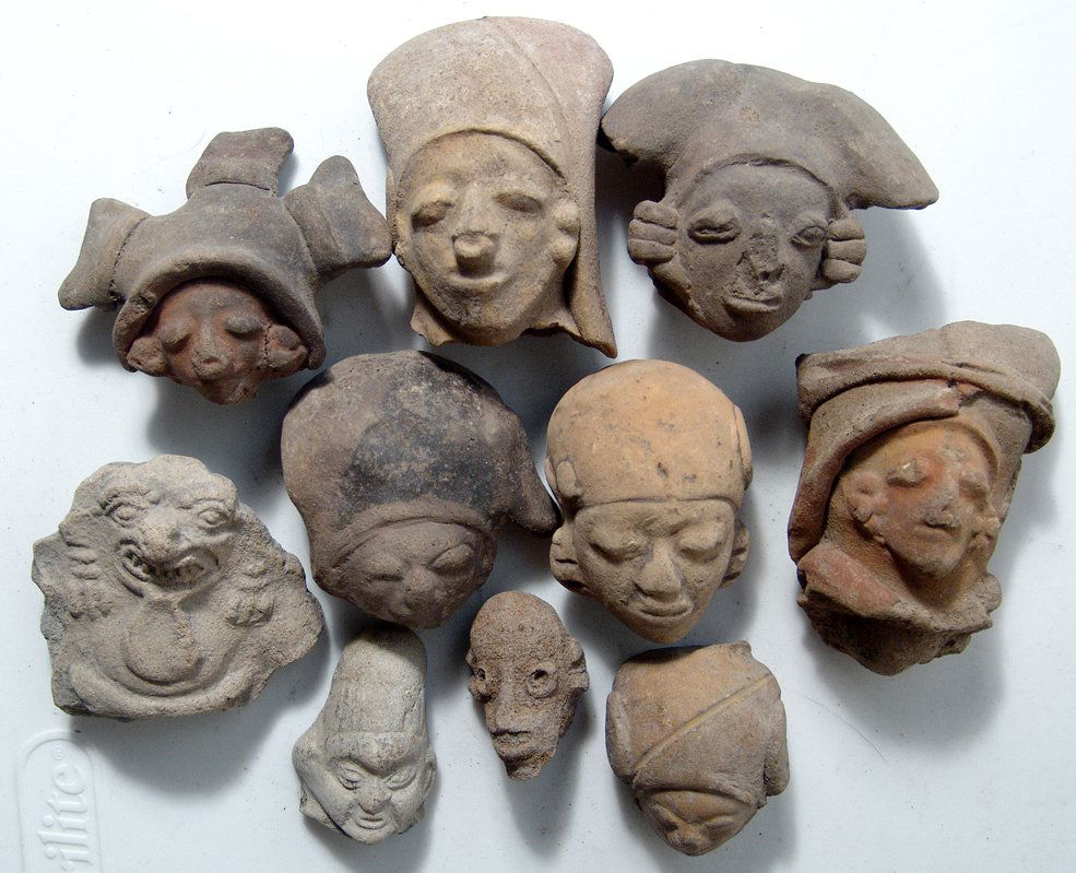 10 Jamacoaque, La Tolita and Tumaco heads (1 of 3)