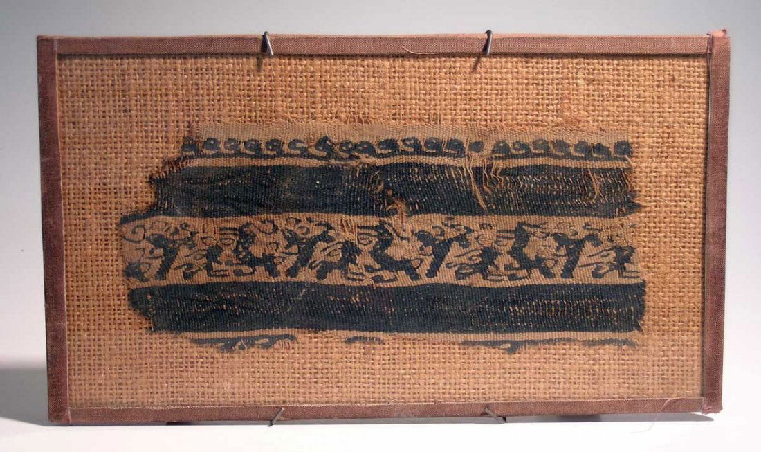 A nice Coptic textile fragment from Egypt (1 of 2)