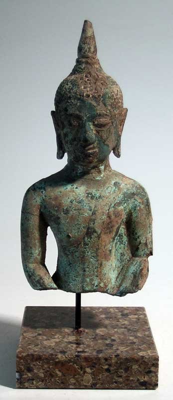 Superbly sculpted Sukhothai period Buddha bust, Thailan (1 of 4)