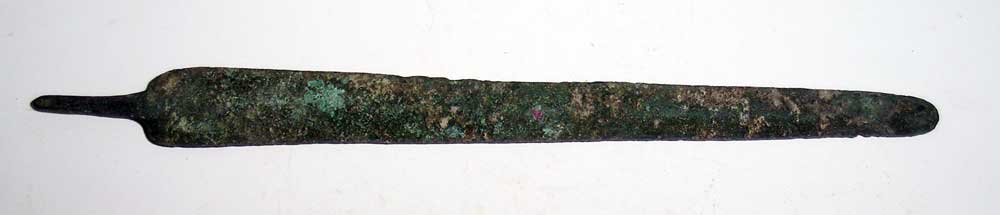 A fine Near Eastern bronze long dagger (1 of 1)