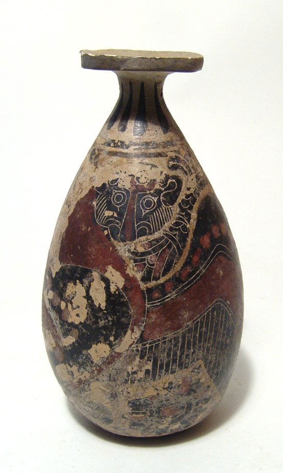 Etrusco-Corinthian aryballos with winged panther (1 of 7)