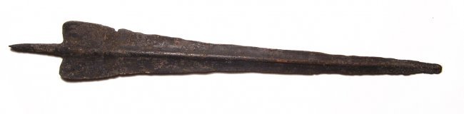A Near Eastern bronze dagger (1 of 2)