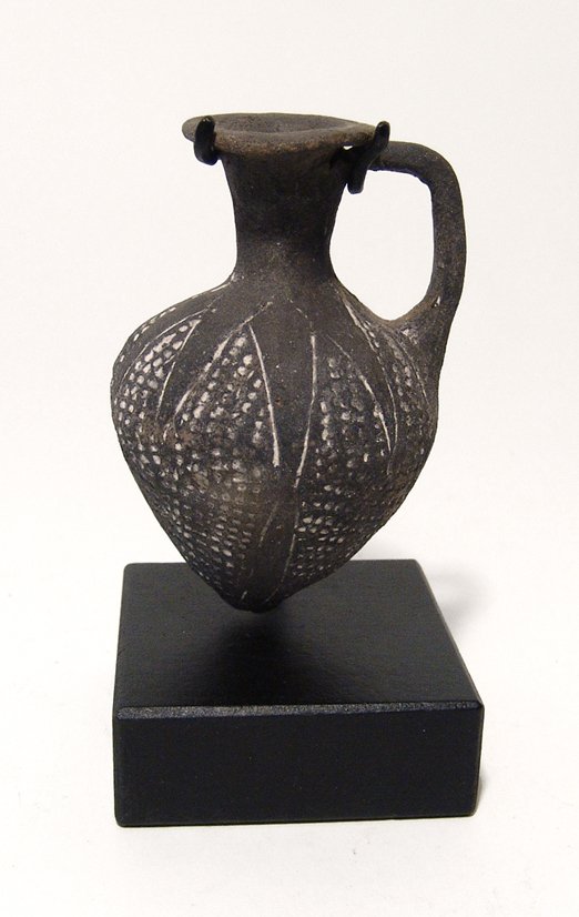 Egyptian Tell El-Yehudieh ware pottery juglet (1 of 4)
