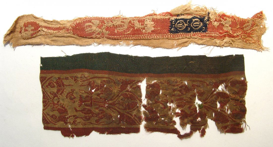 A lot of 2 Coptic textiles, Egypt (1 of 2)