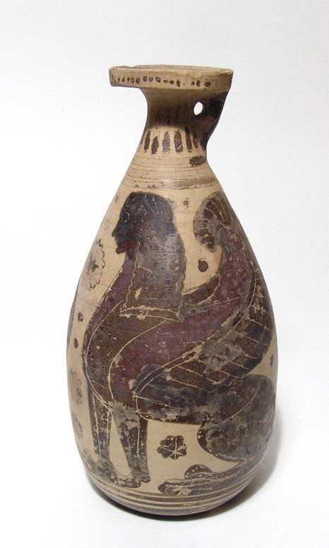 Large and beautiful Corinthian alabastron depicting two (1 of 6)