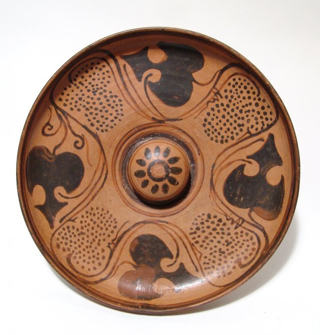 Faliscan black-figure phiale from the Vine-Phialai (1 of 3)