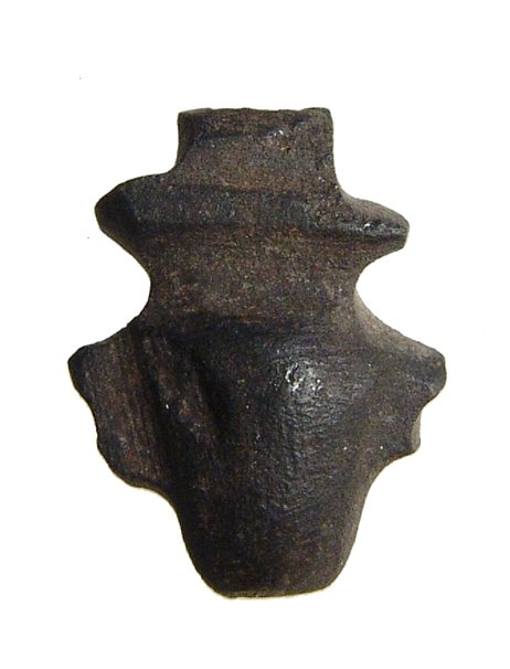 Egyptian black stone 'Ib' or heart amulet, Late Period: An Egyptian black stone 'Ib' or heart amulet, Late Period, c. 664 - 30 BC, frontally carved. H: 2.4 cm. Ex Boston Museum of Fine Arts, App.1980.468.