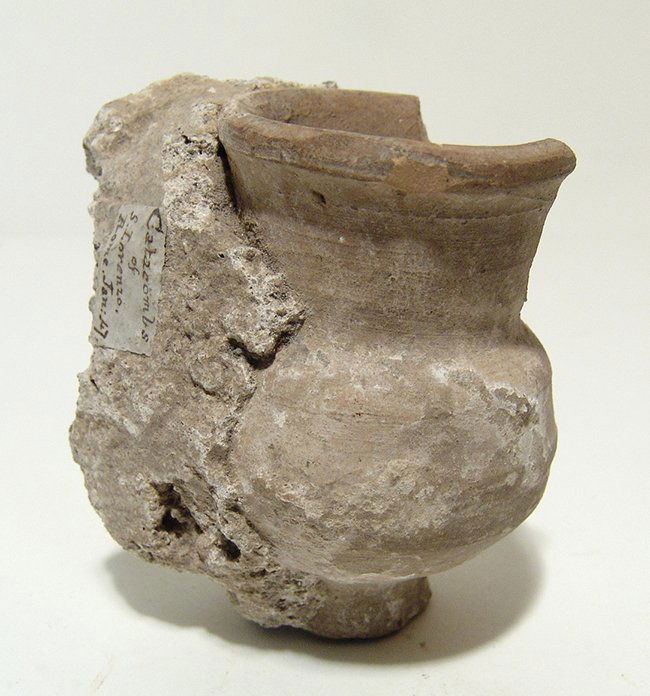 Roman terracotta jar from Catacombs of S. Lorenzo (1 of 3)