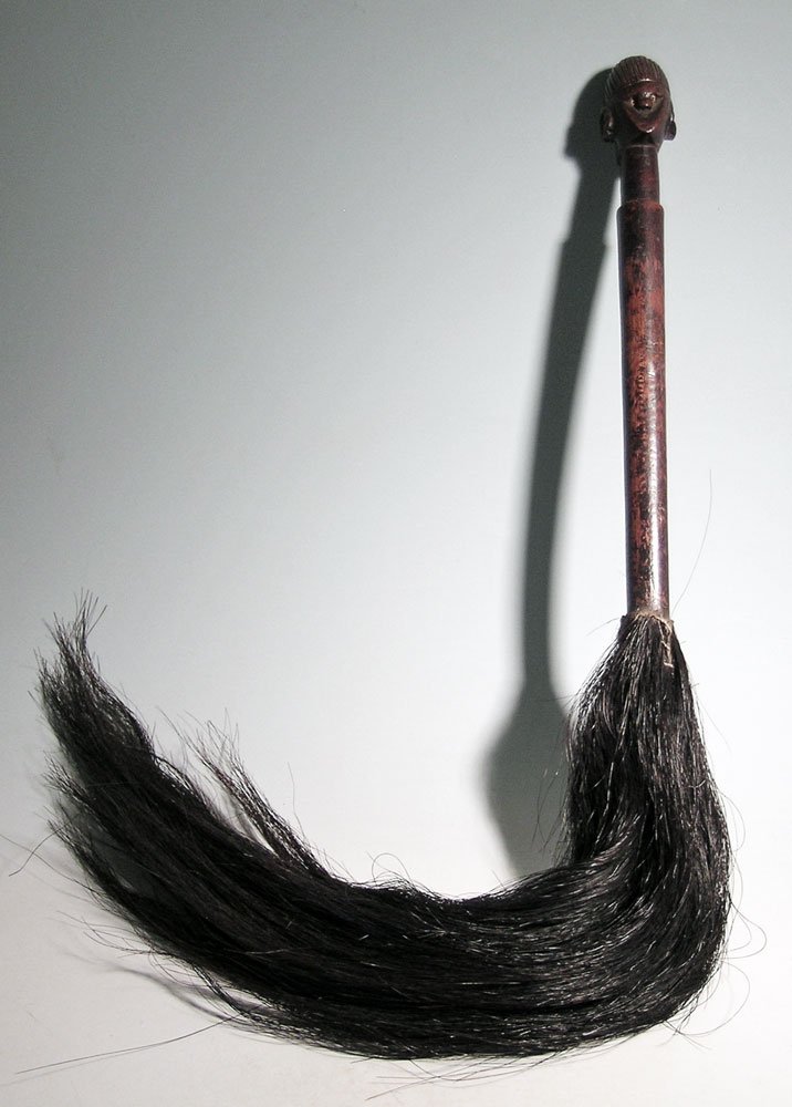 A choice Nyamwezi fly whisk from Tanzania (1 of 4)