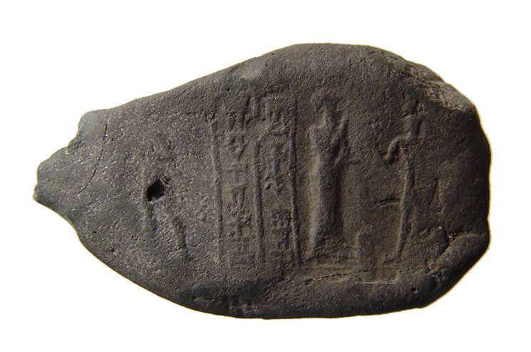 A nice Old Babylonian bulla with cuneiform (1 of 4)